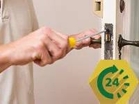 Whittier Locksmith Service Whittier, CA 562-340-4631 Whittier Locksmith Service Whittier, CA 562-340-4631 - service-side-emergency